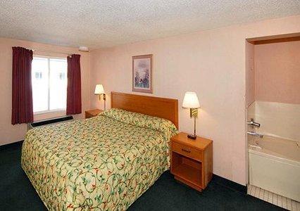 Knights Inn Elyria Zimmer foto